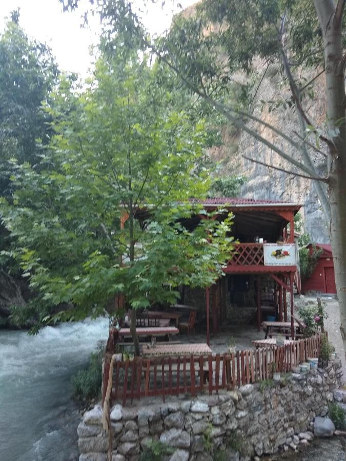 Hotel Kapuzbaşı Şelalesi Baştürk dinlenme tesisleri Büyükçakır Exterior foto